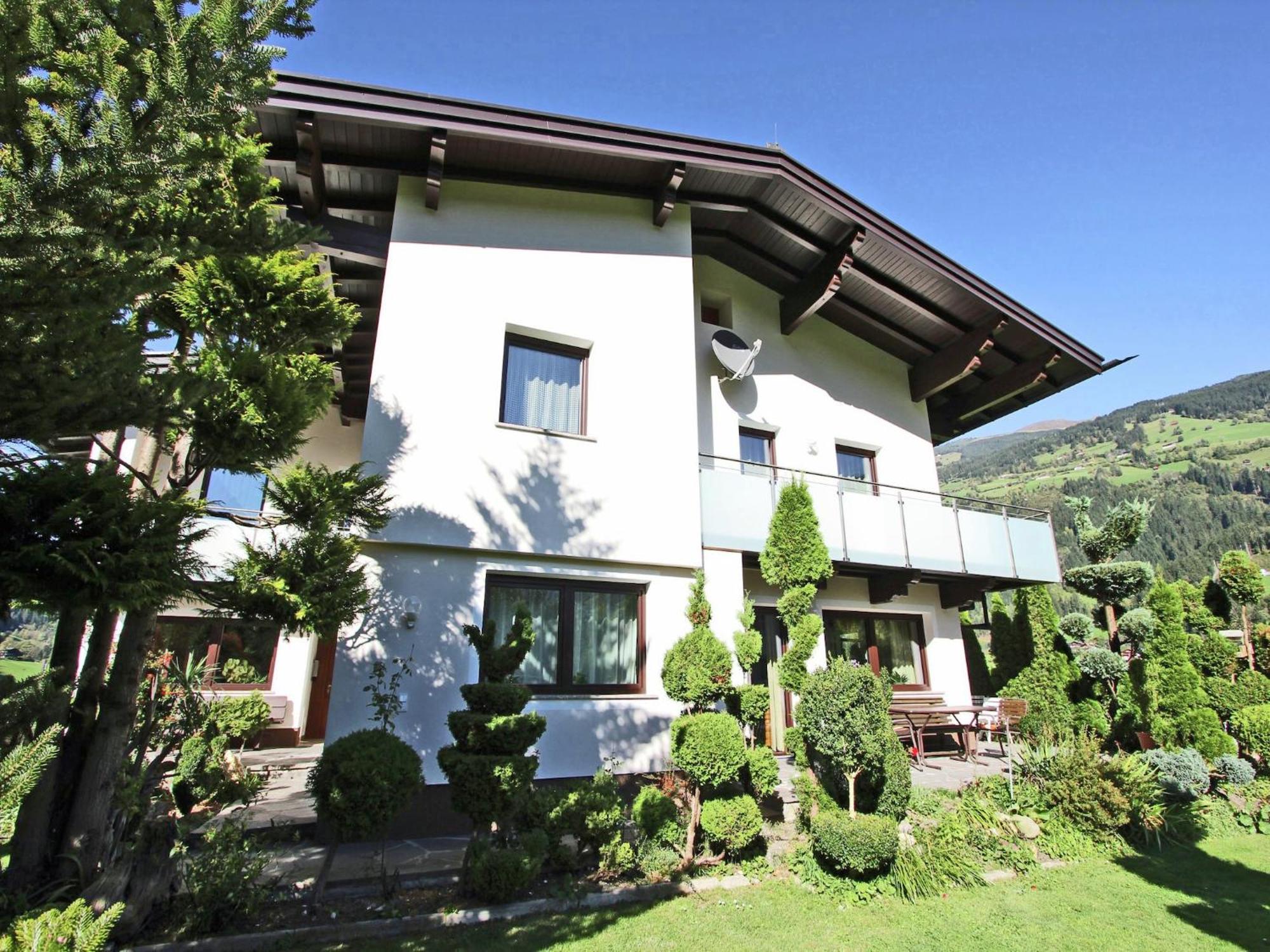 Cozy Apartment In Aschau Im Zillertal Near Ski Lift المظهر الخارجي الصورة